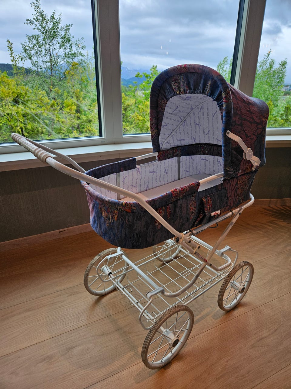 Product image 22 of 54