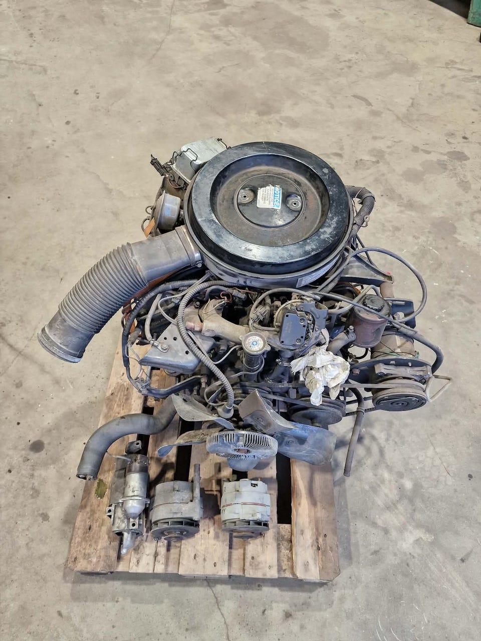 Chevrolet 6.2D with banks turbo manifold