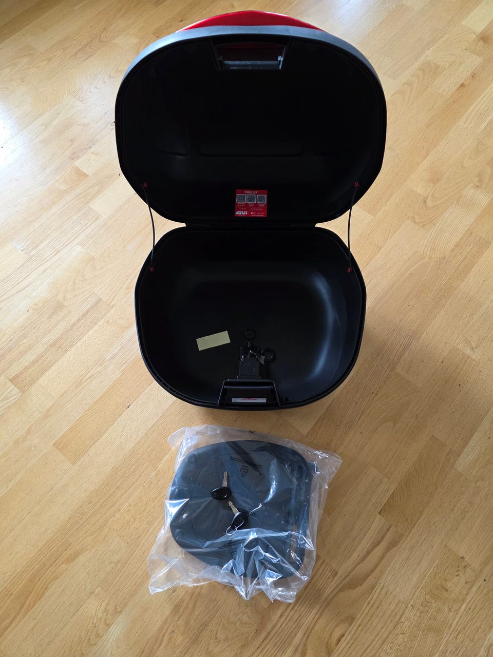 Product image 2 of 4