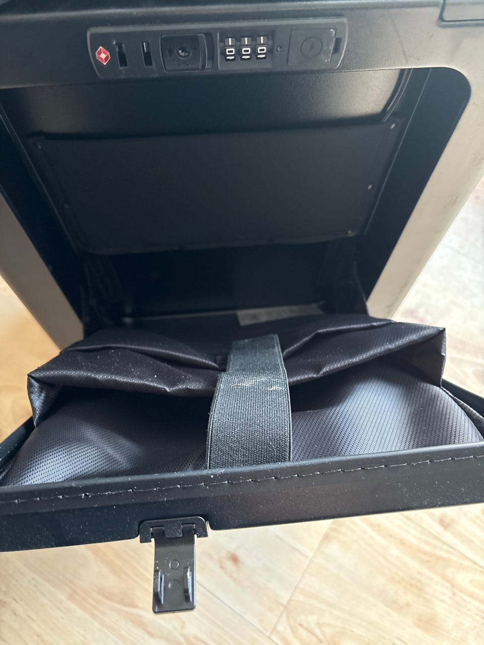 Product image 4 of 15