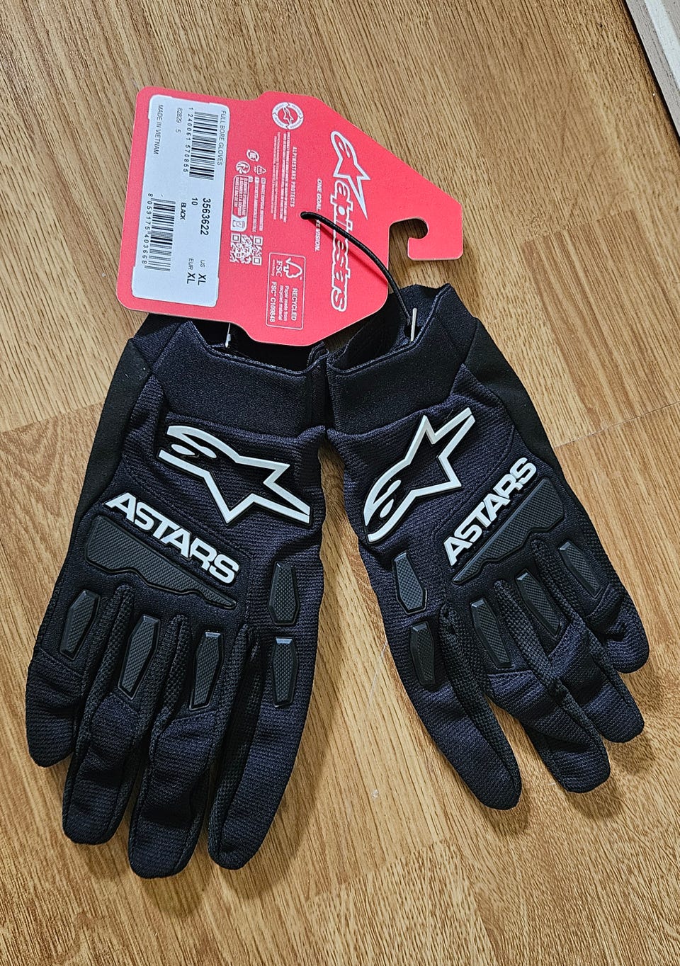 Product image 32 of 39