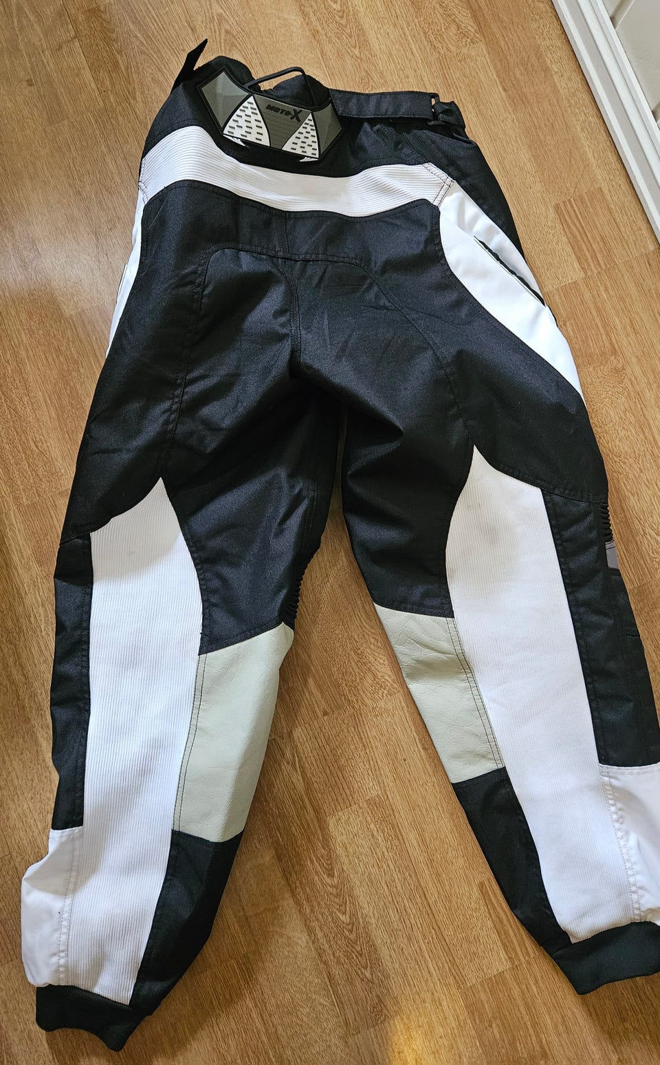 Product image 17 of 39