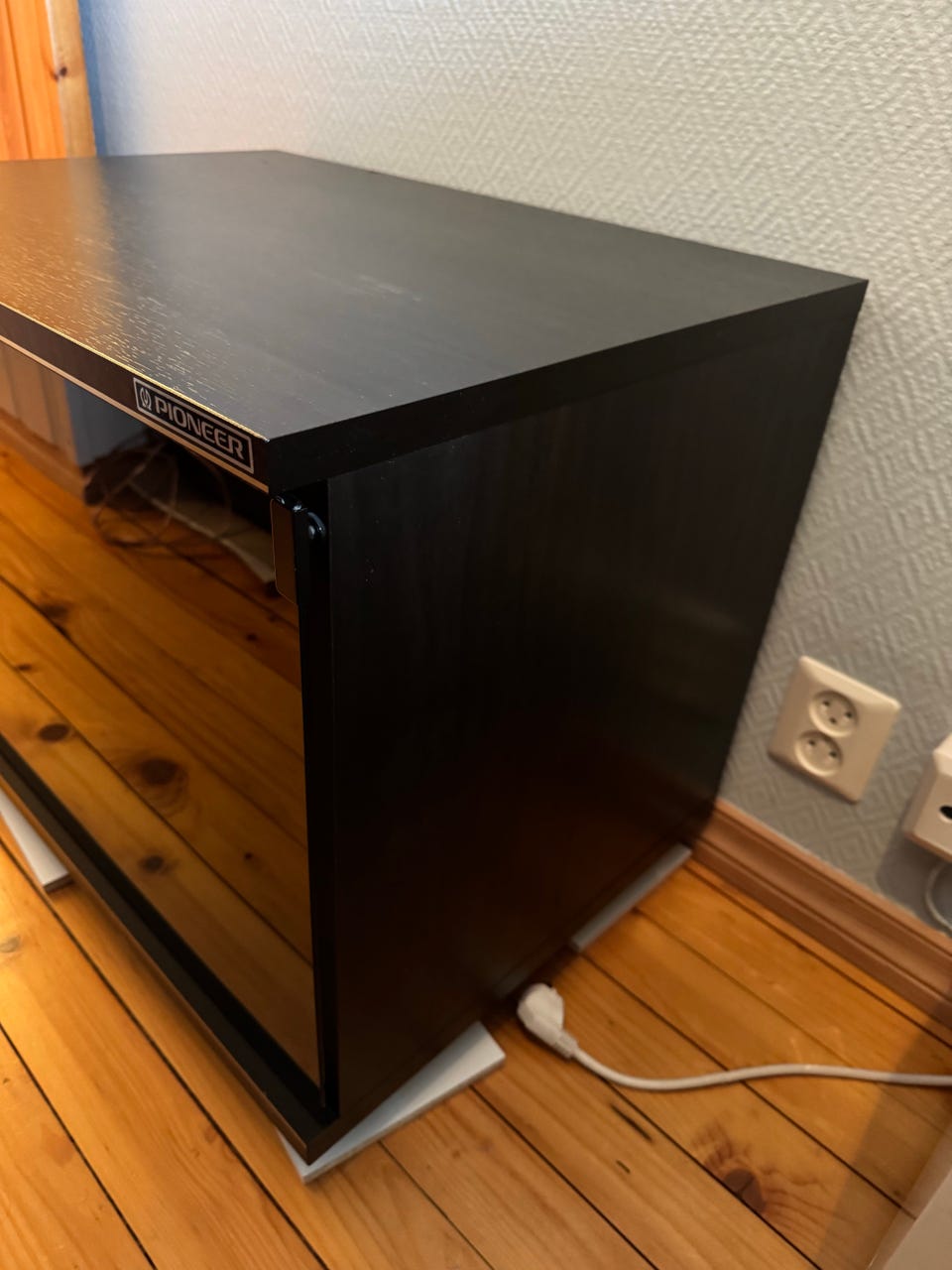 Product image 9 of 11