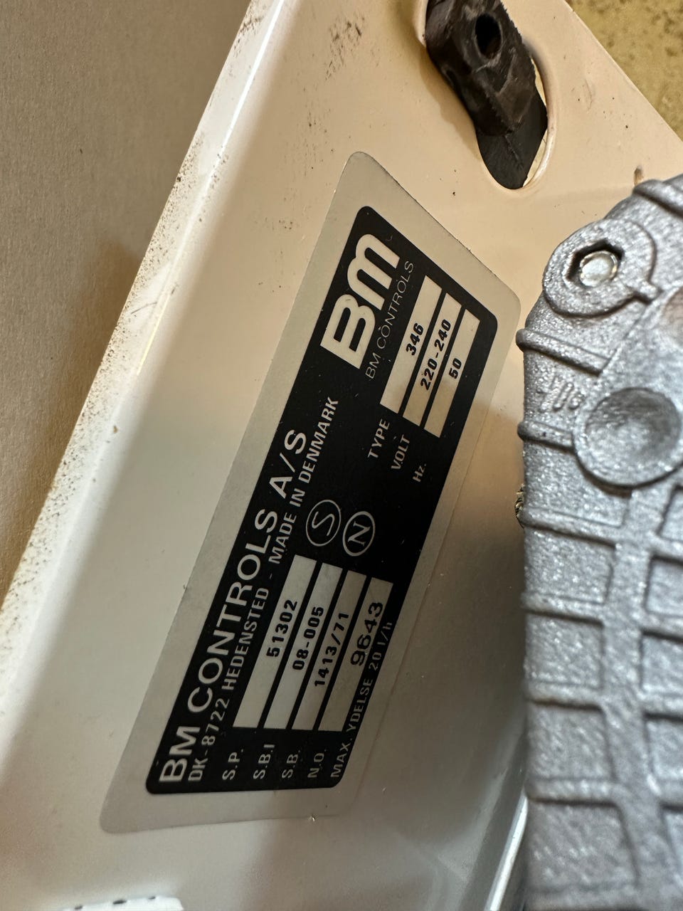 Product image 8 of 9