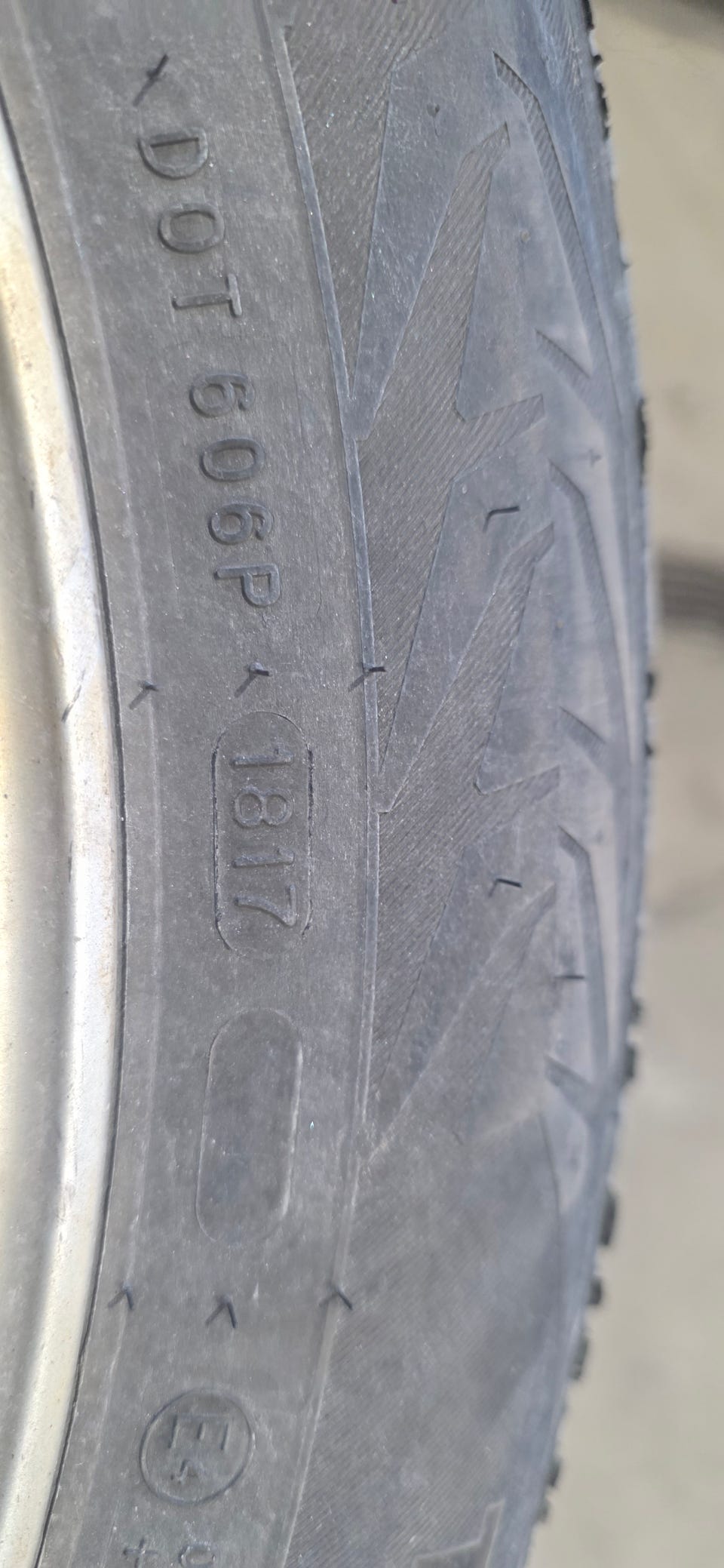 Product image 11 of 12