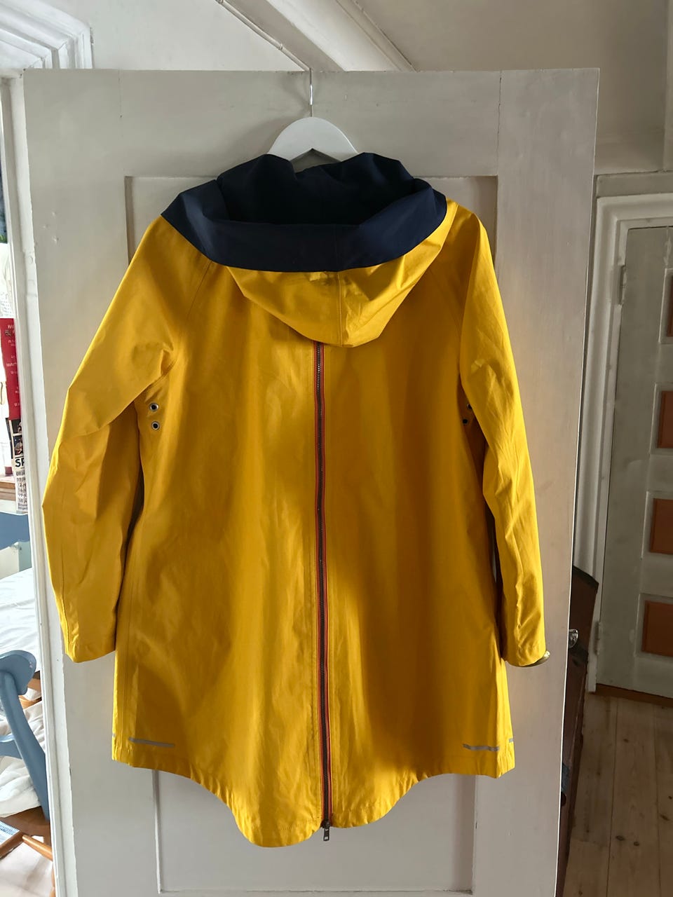 Product image 2 of 12