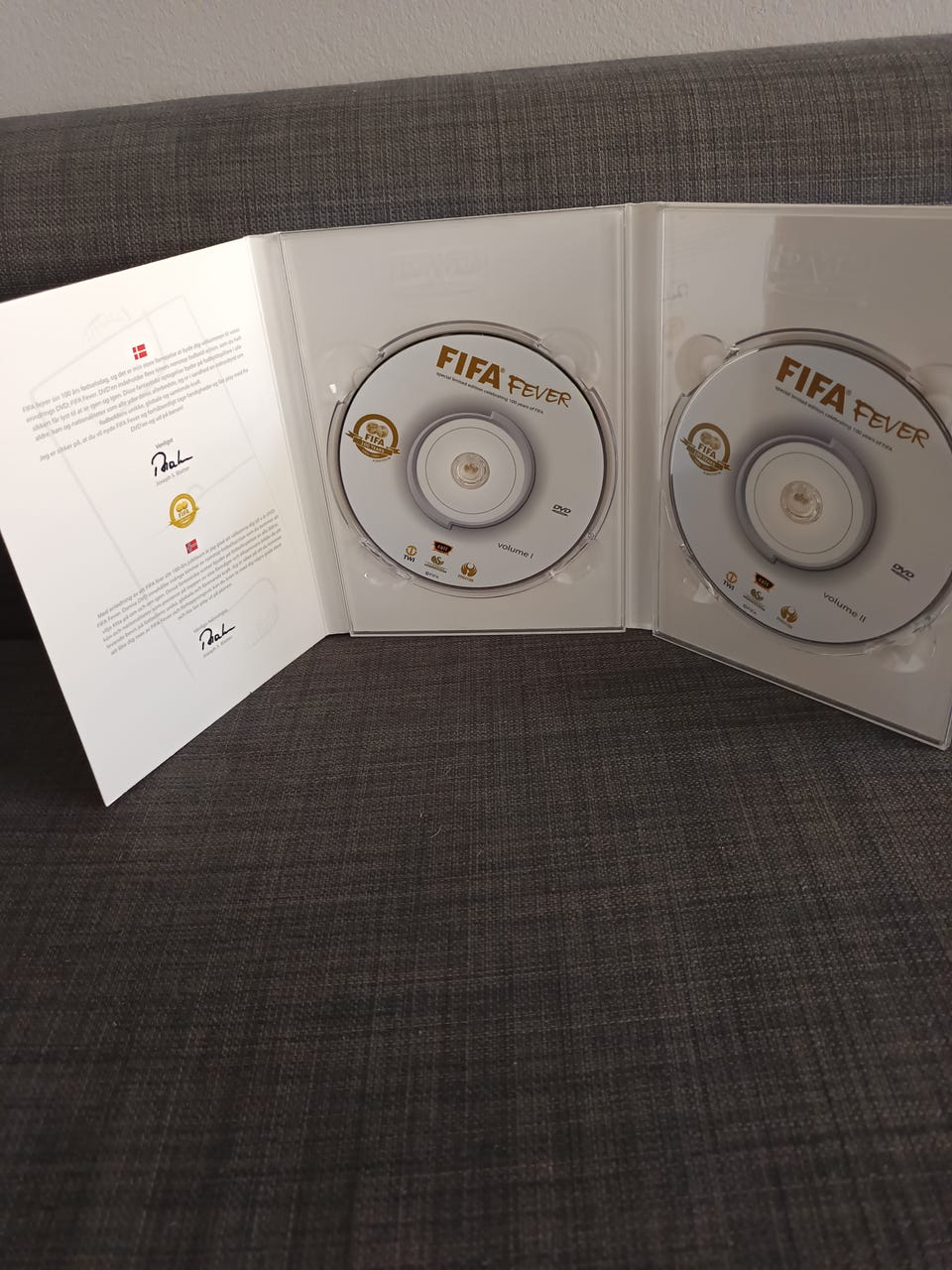 FIFA 100 Years dvd | FINN-torget