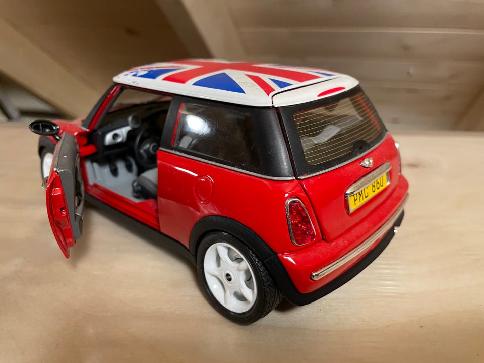Product image 31 of 50