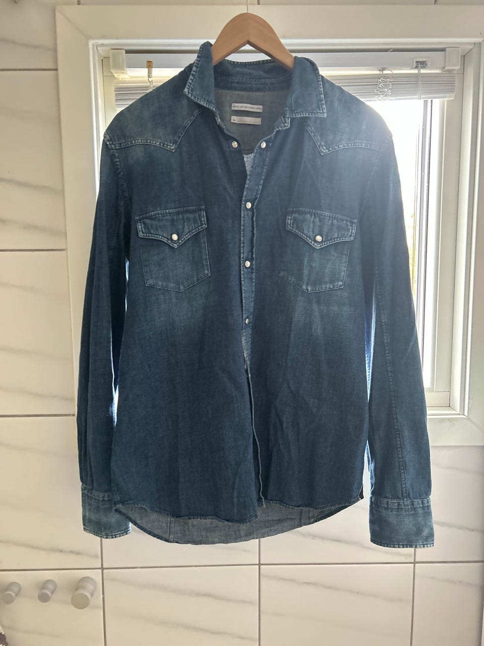 Product image 20 of 57