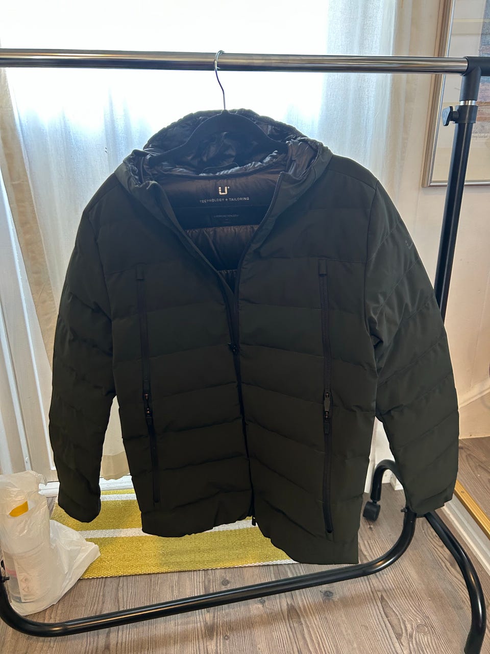 Product image 23 of 57