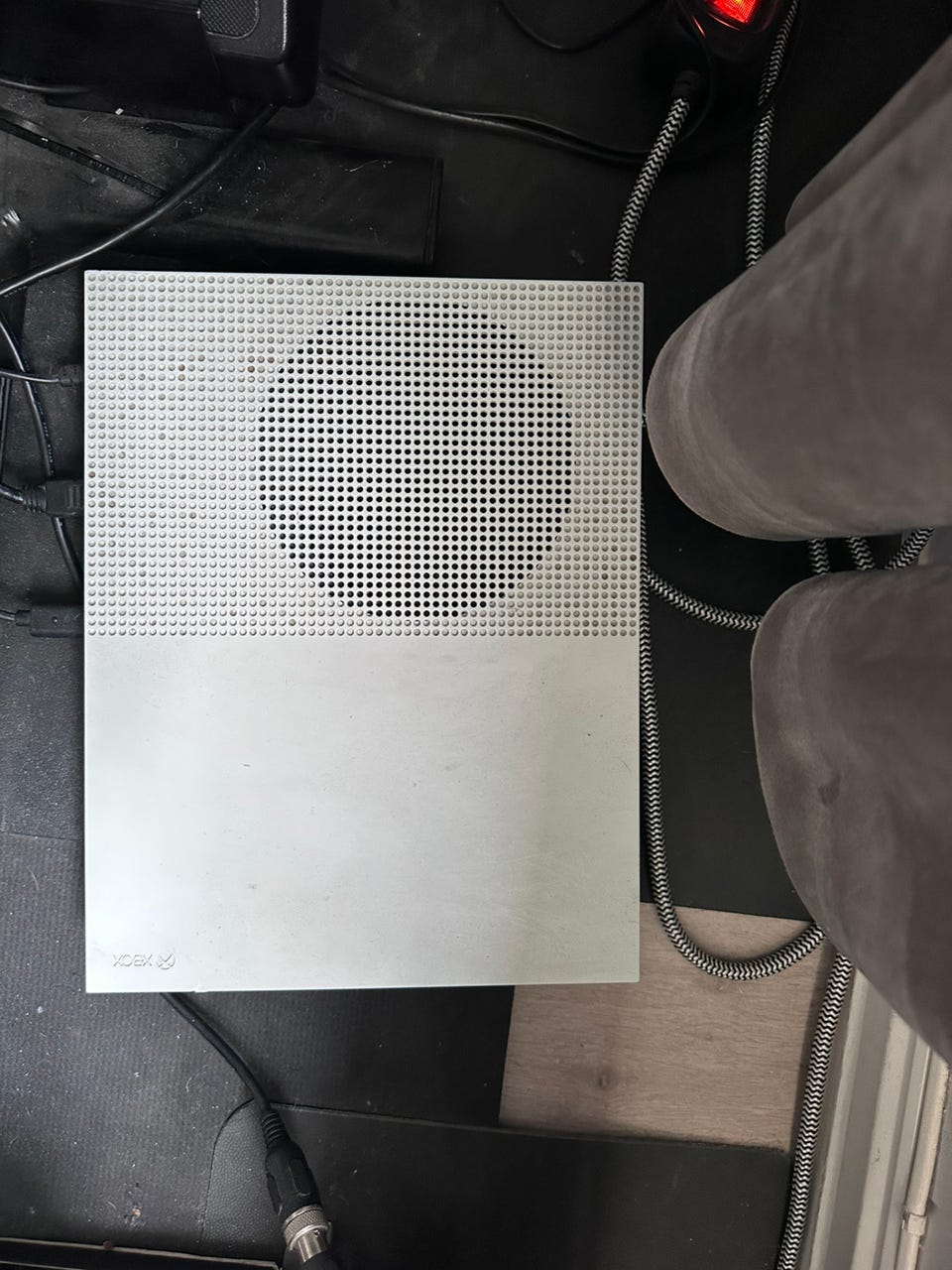 Product image 16 of 28