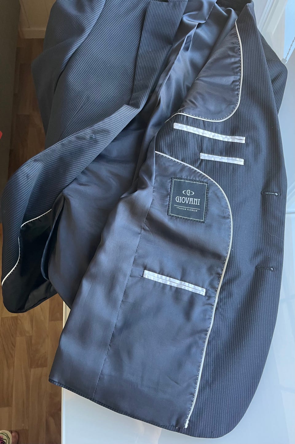Product image 2 of 11