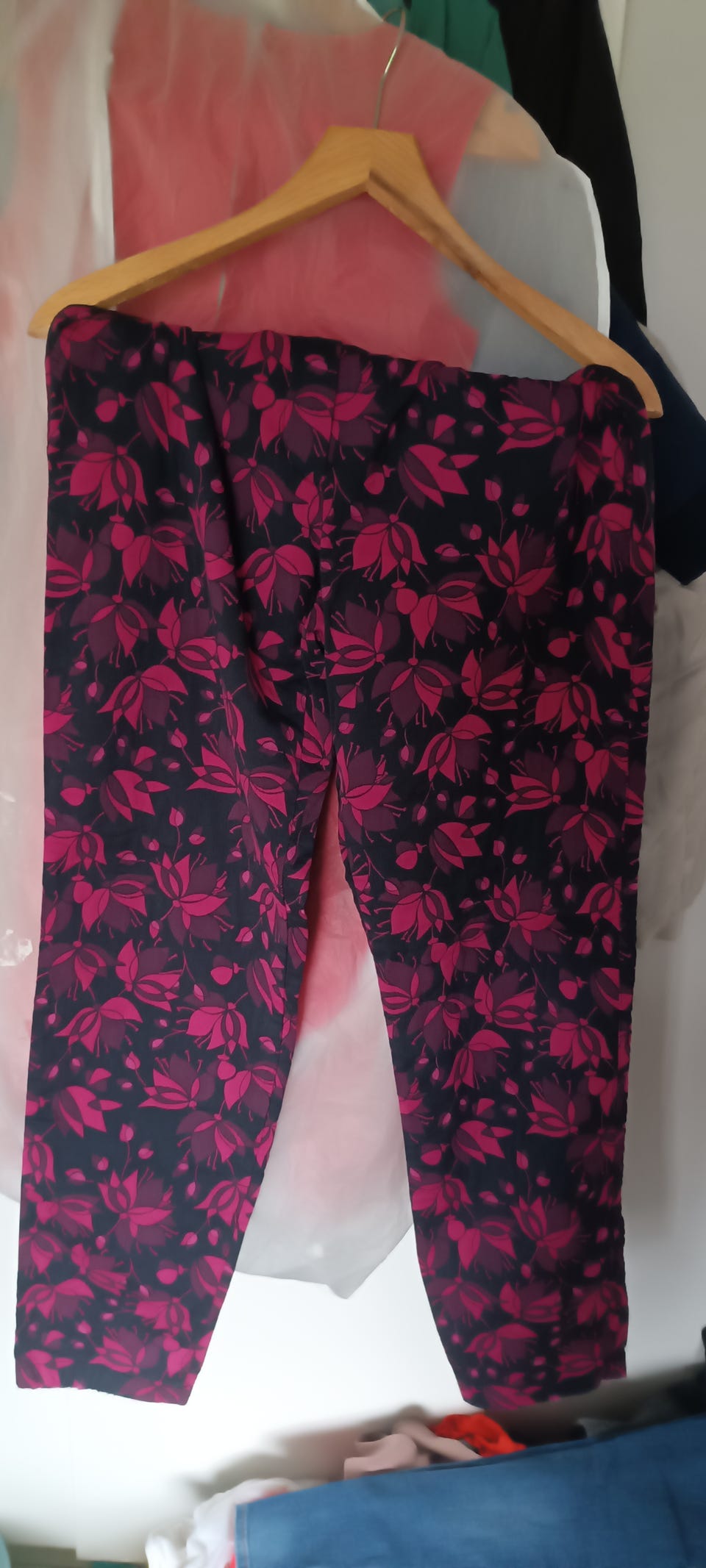 Product image 16 of 21