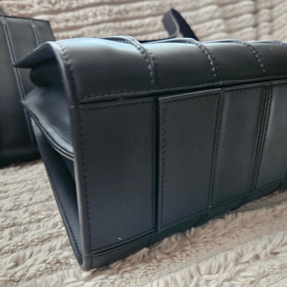 Product image 7 of 60