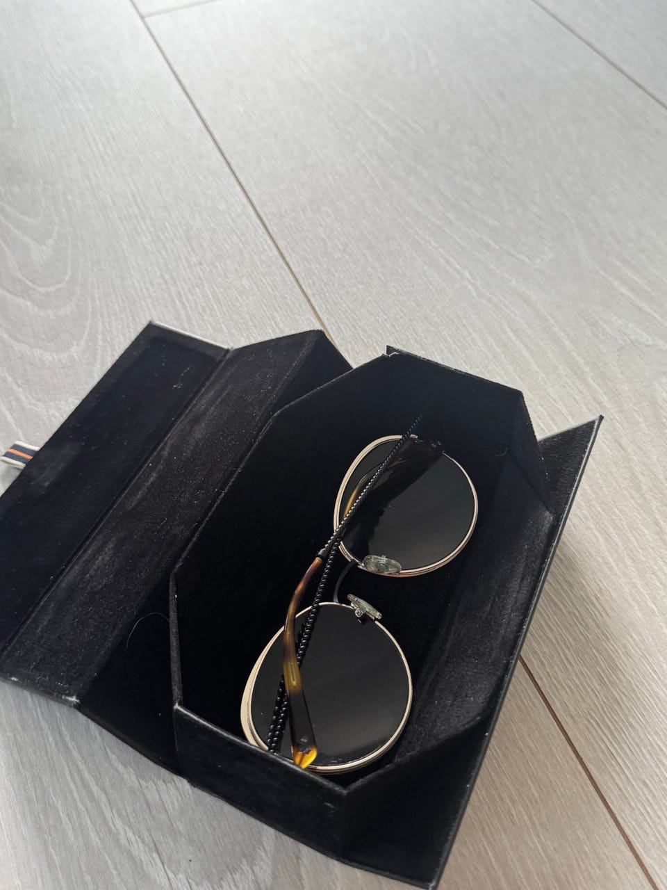 Product image 9 of 11