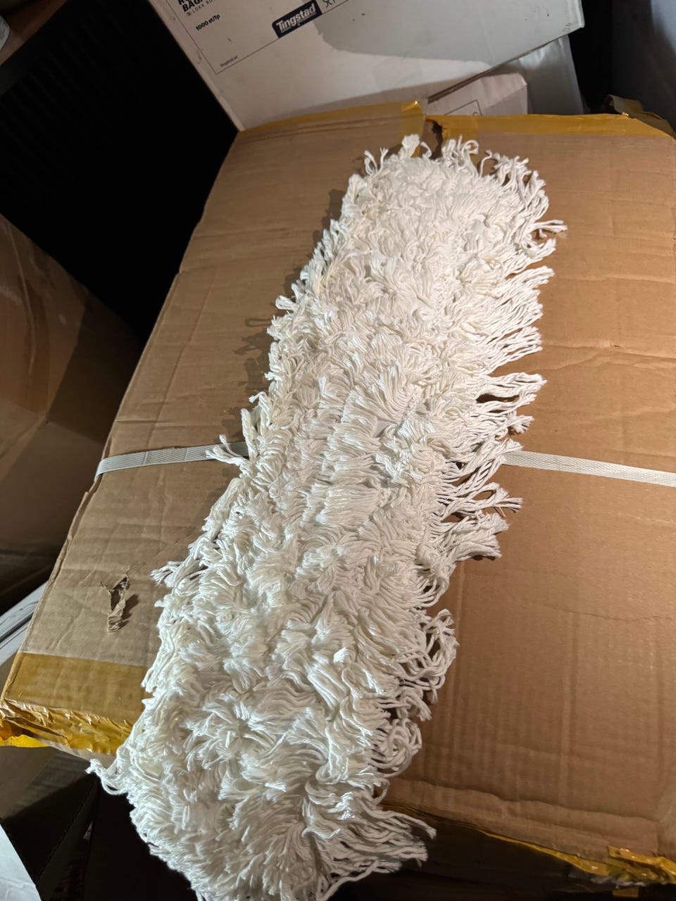 Product image 32 of 33