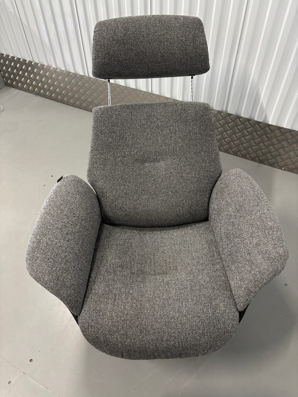 Product image 18 of 23