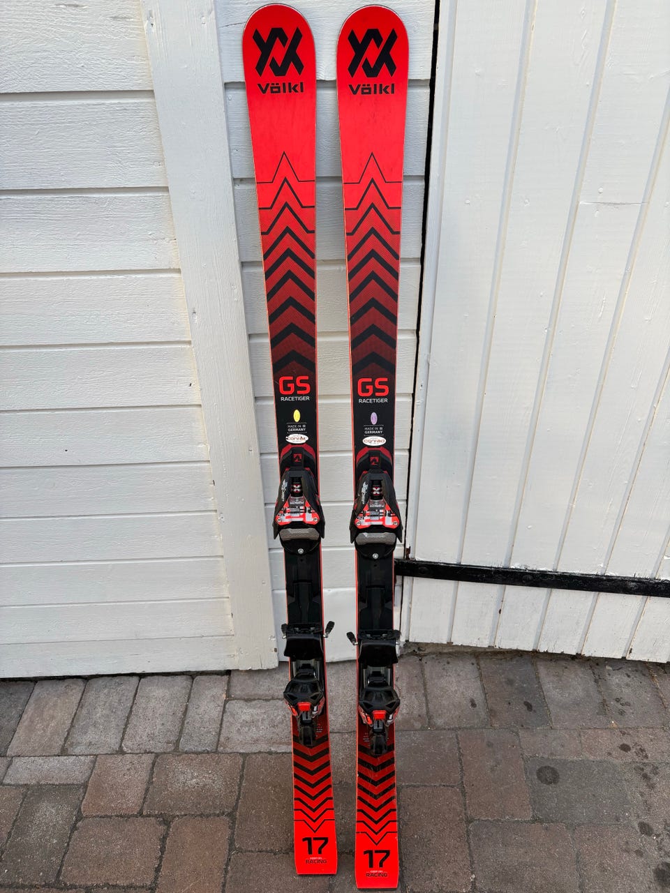 Völkl Racetiger GS World Cup 151 cm selges rimelig | FINN-torget