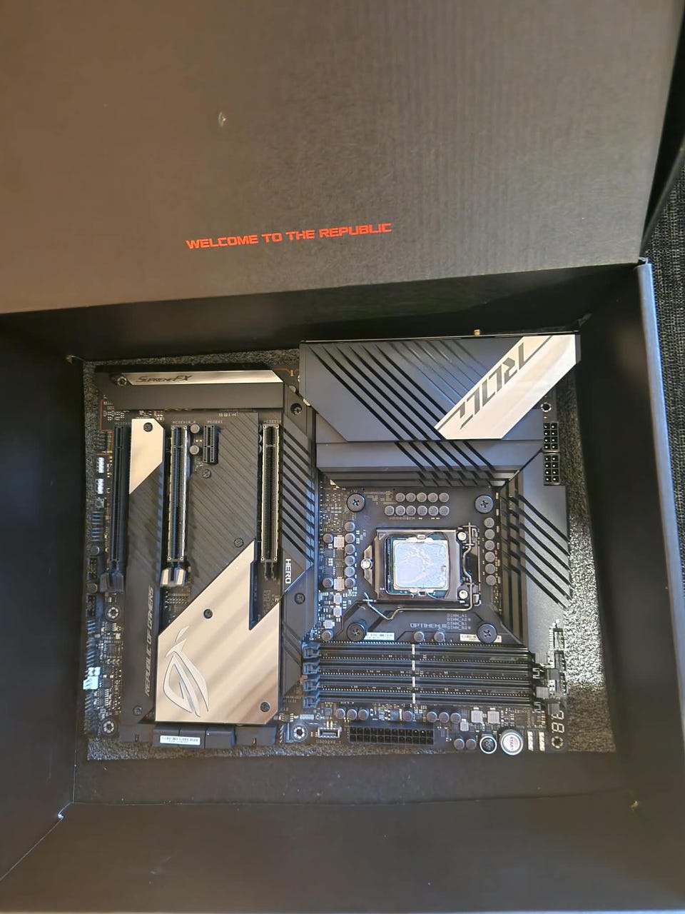 ASUS ROG Maximus XIII Hero + Intel Core i9-11900 | FINN-torget