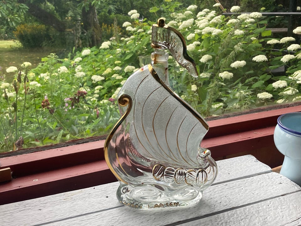 Viking Ship ガラス細工オブジェ Larsen Cognac - Vikingskip design flaske samleobjekt | FINN-torget