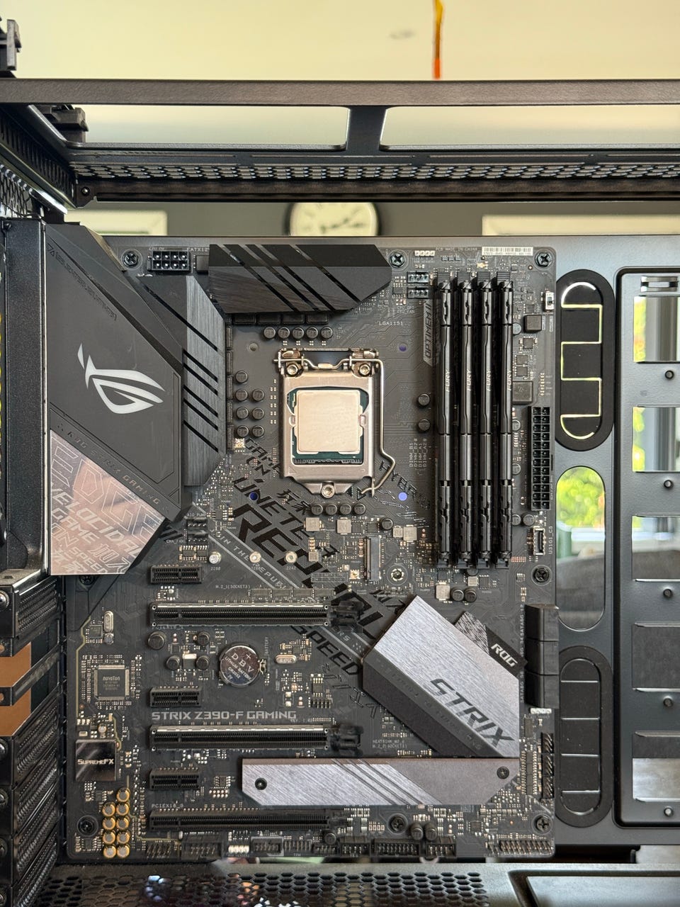 CPU core i9 9900kf rog z390 f-gaming ASUS ROG Strix Z390-F + i9-9900KF + 64GB Kingston Fury – komplett