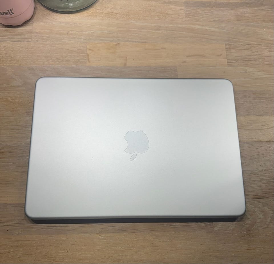 Apple MacBook neo 13