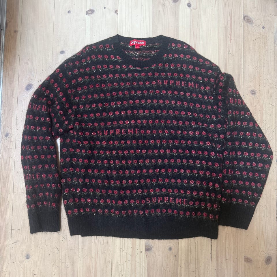 Supreme Flower Metallic Sweater | FINN-torget