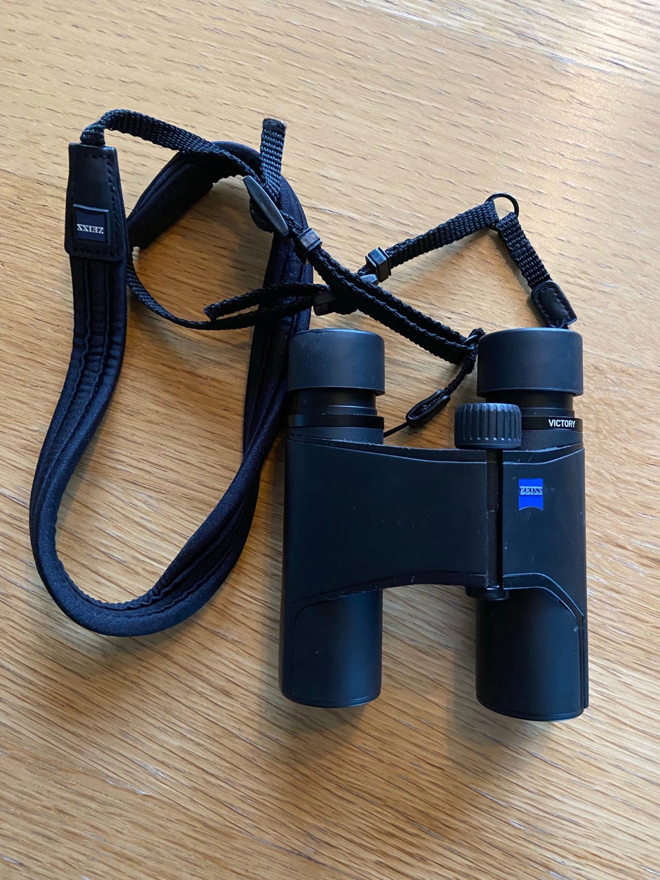 Zeiss kikkert med reim og etui | FINN-torget