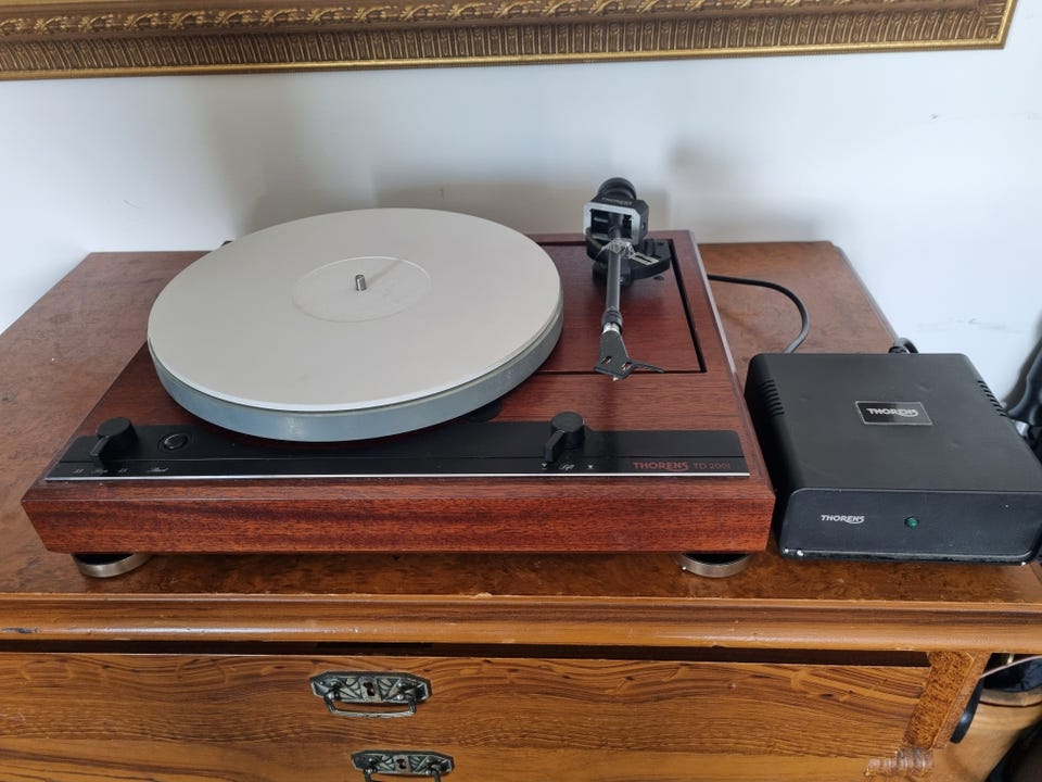 Thorens TD 2001 med TP 90 og Denon DL 103S MC pickup. | FINN-torget