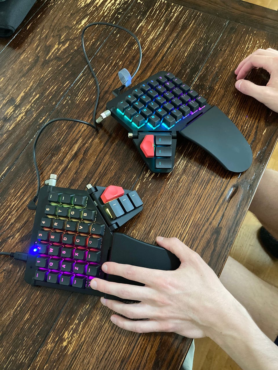 ZSA Moonlander Mark I – Som ny – Cherry MX Brown (RGB) 💻 | FINN