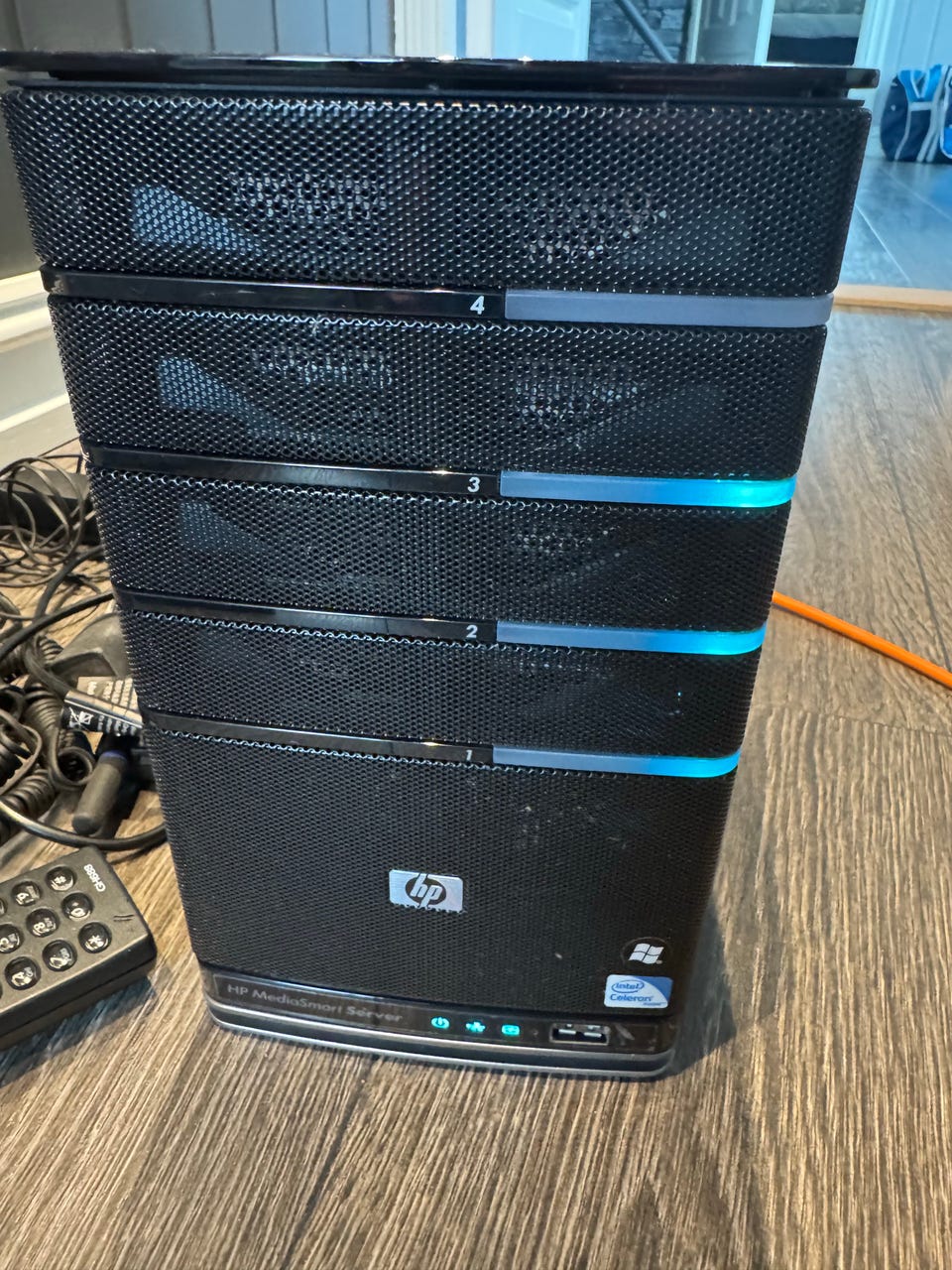 HP MediaSmart Server EX490 hjemmeserver 3,6 TB | FINN-torget