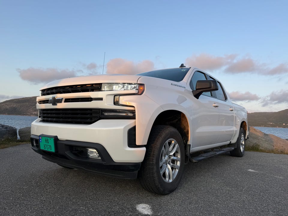 Chevrolet Silverado 2022 Hvit – bilde 2 – brukt Tesla hos Aastrand Auto Stavanger