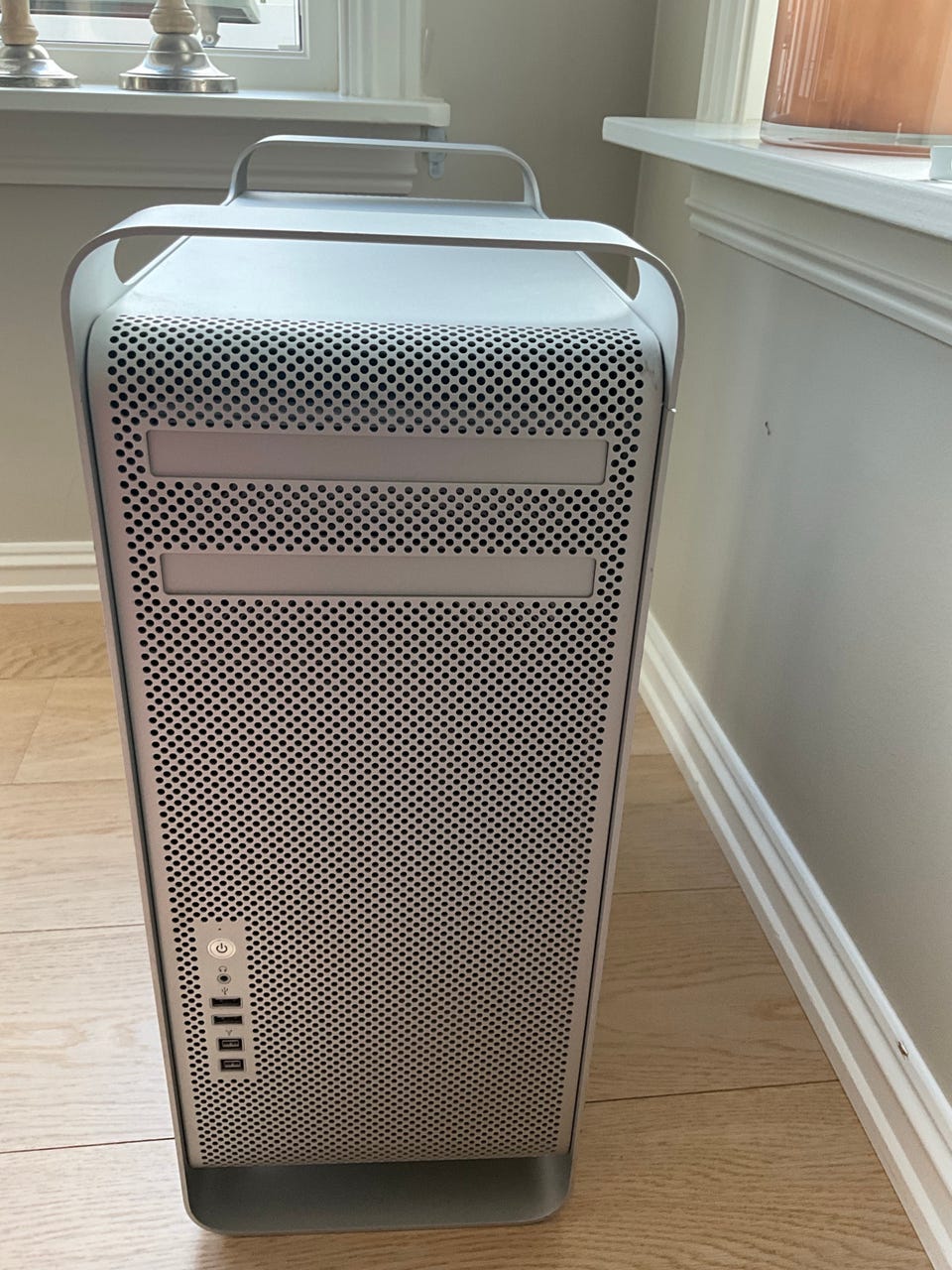 Apple Mac Pro 5,1 (12-kjerners) - GTX 680 Mac Edition, NVMe SSD