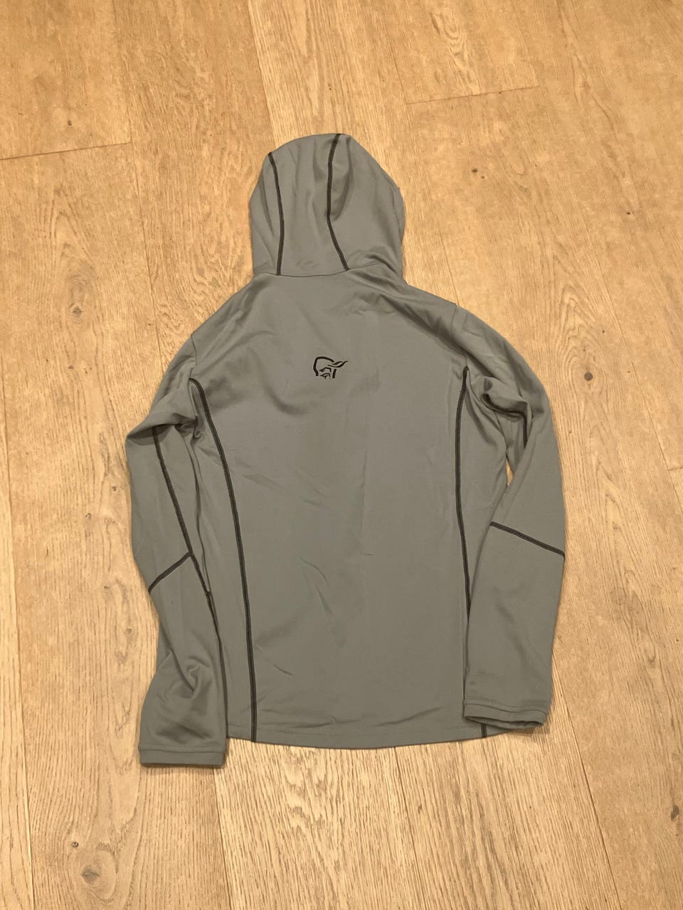 Norrøna Trollveggen warm/wool1 Zip Hoodie hettejakke M grå | FINN