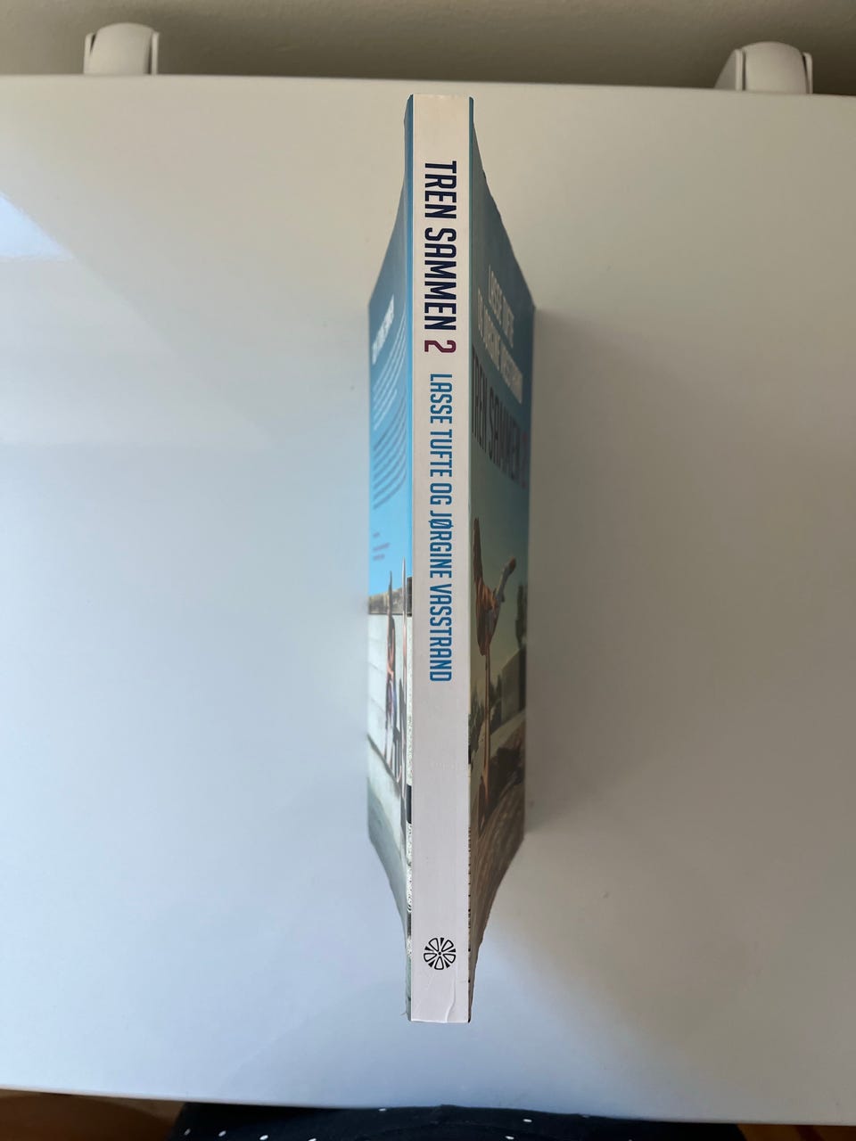 Product image 2 of 9