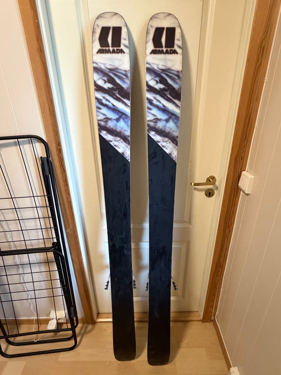 Armada Tracer 108 172cm / G3 FELLER / Dynafit Radical ST 10 tech