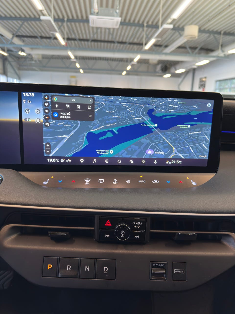 Google Maps er integrert i bilen