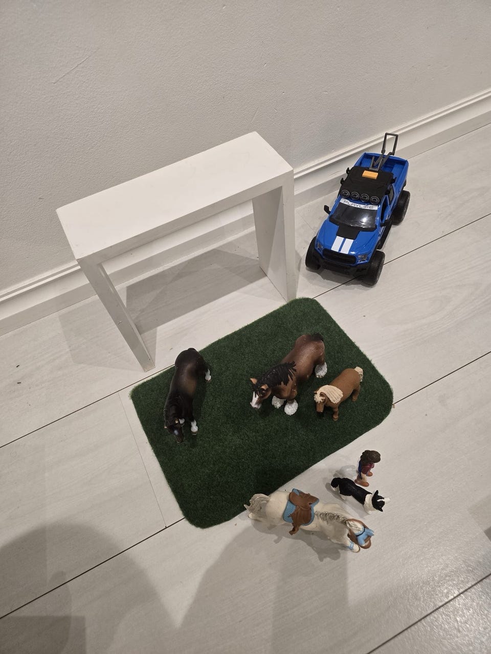 Product image 16 of 16