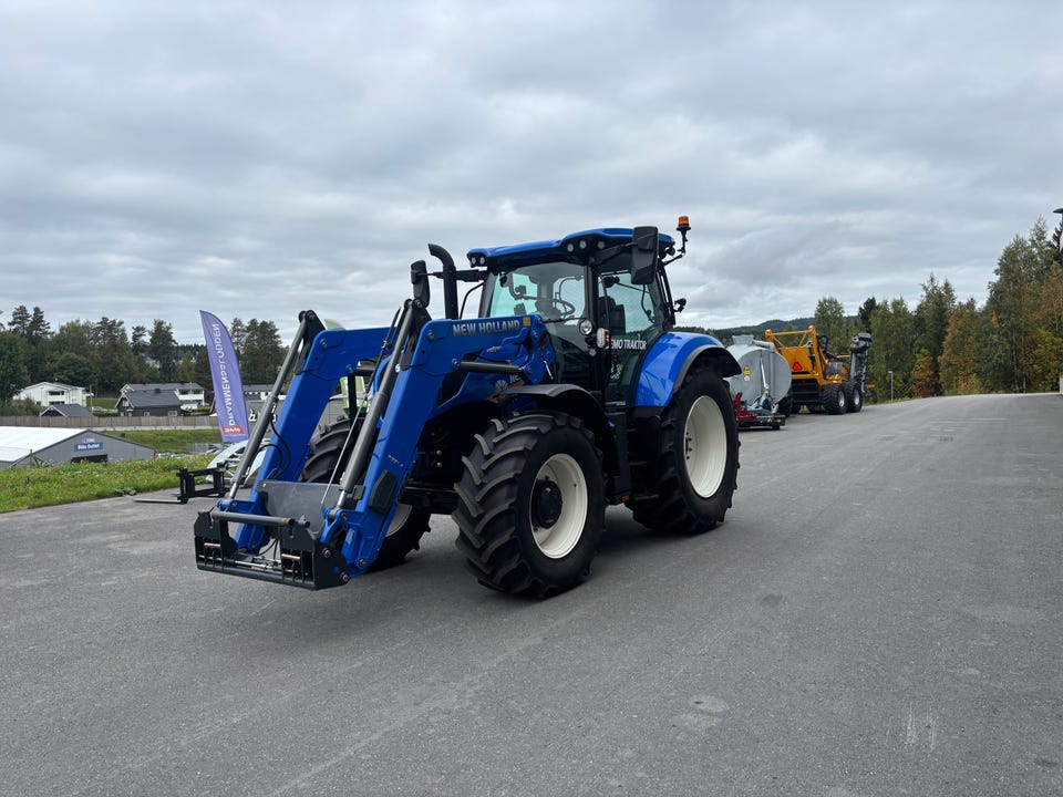 New Holland T6.180 AC 2025 – bilde 2 av 13