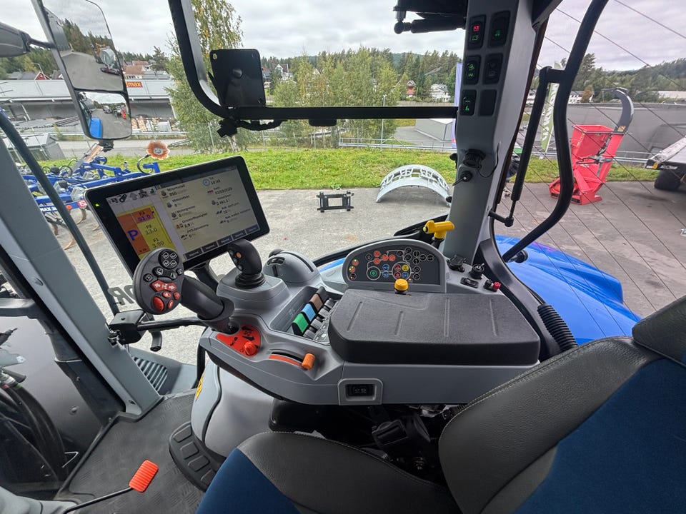 New Holland T6.180 AC 2025 – bilde 4 av 13