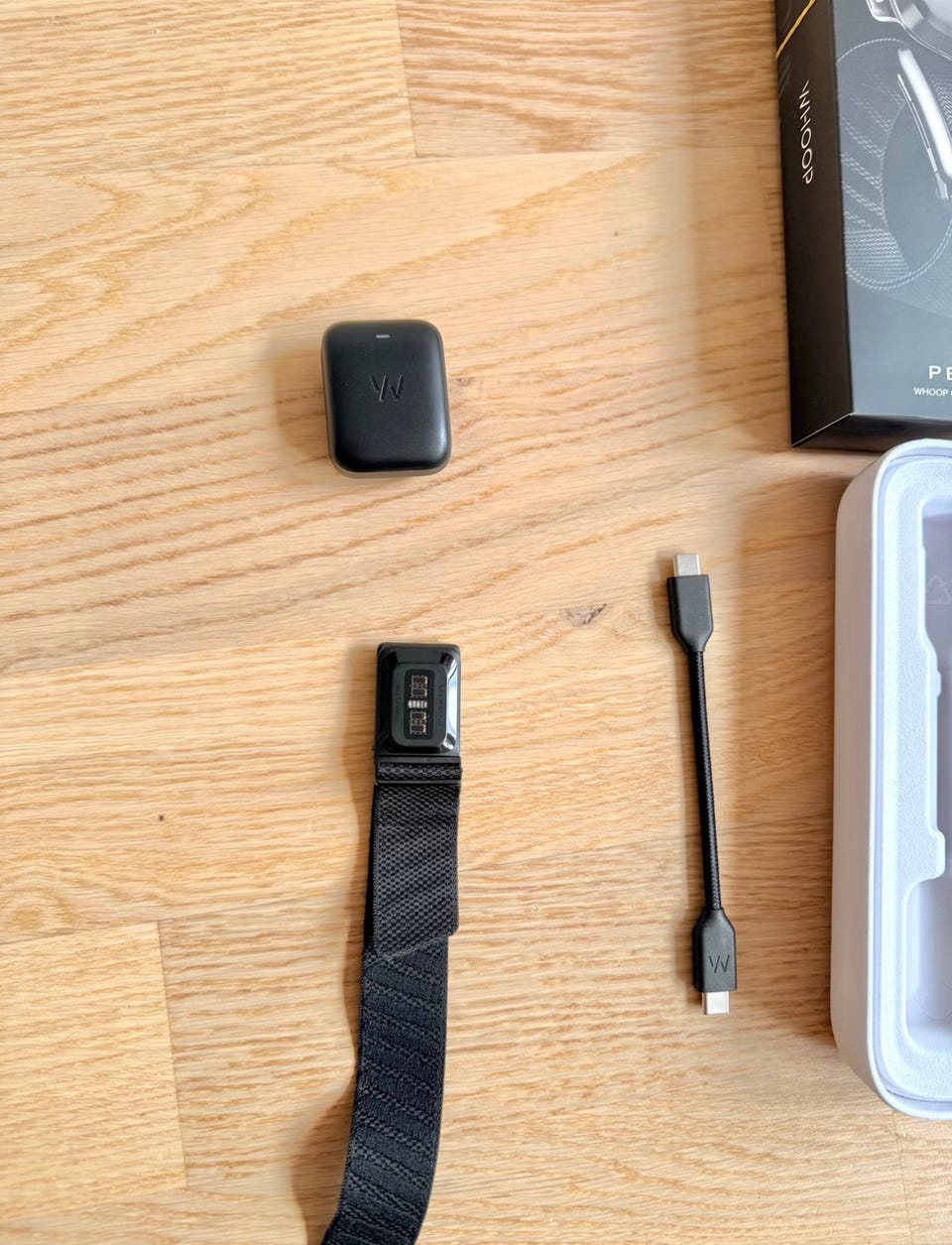 WHOOP 5.0 + Wireless PowerPack + SuperKnit Band | FINN-torget