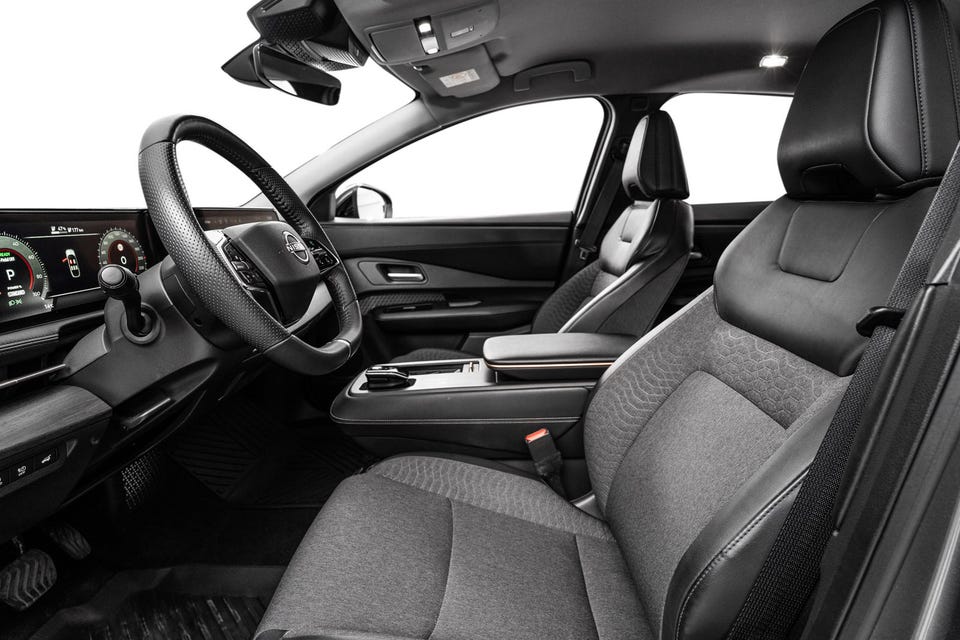 Bilen har god bakkeklaring. Her sitter man høyt