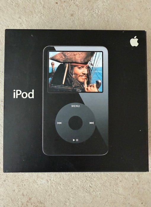 Apple - Apple iPod 5.5th Generation 30GB – Wolfson DAC MA446J/A