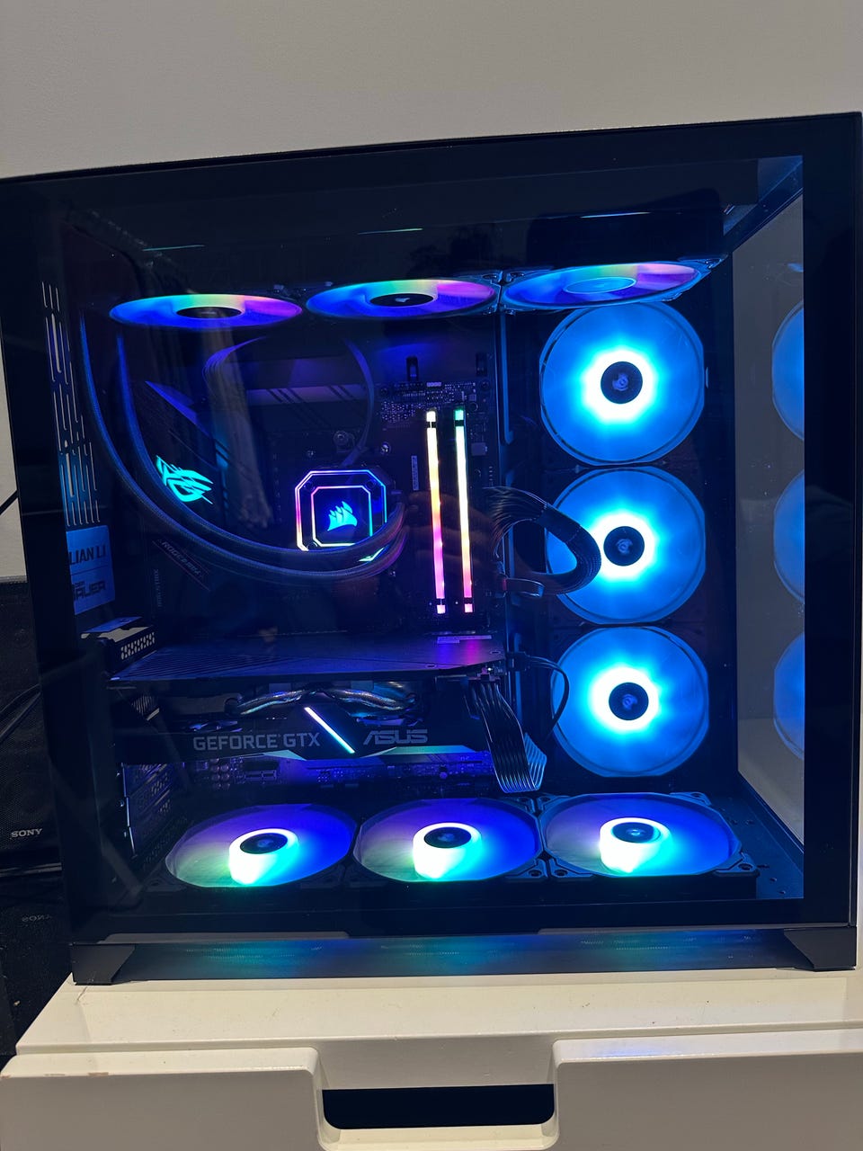 ゲーミングPC Ryzen7 3700X GTX1660 Super Gaming-PC | Ryzen 7 3700X | GTX 1660 SUPER | 16GB RGB | 2,8TB
