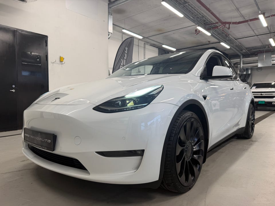 Tesla Model Y 2022 Hvit – bilde 3 – brukt Tesla hos Aastrand Auto Stavanger