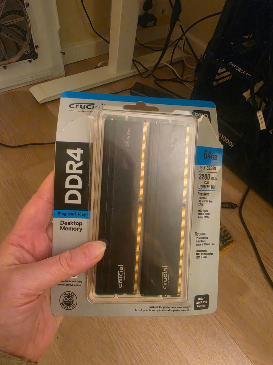 Crucial Pro 64GB DDR4-3200 UDIMM CL22 Kit (2x32GB) | FINN-torget