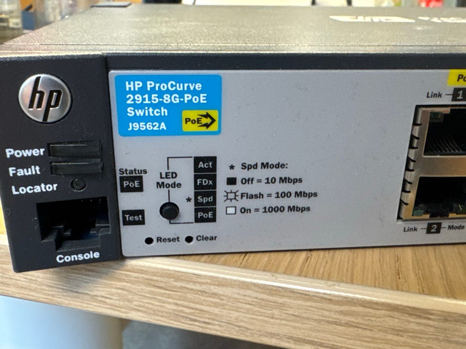 HP 2915-8G PoE Switch スイッチ J9562A HP ProCurve 2915-8G-PoE J9562A nettverksswitch | FINN-torget