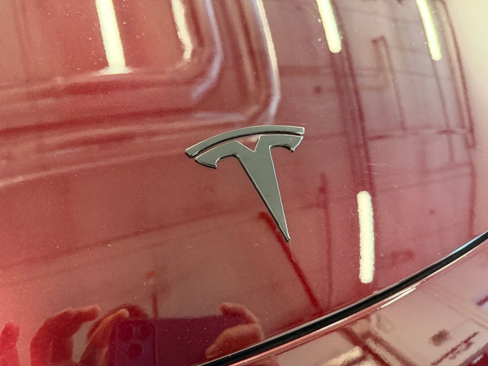 Tesla Model Y 2023 Rød – bilde 4 – brukt Tesla hos Aastrand Auto Stavanger