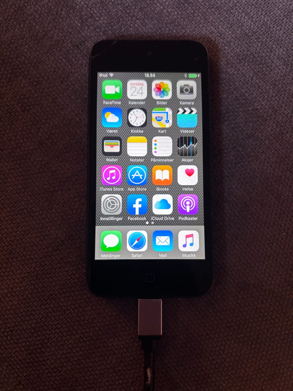 iPod touch 5世代 ブラック BCG-A1421 Apple iPod Touch 5. generasjon (Modell A1421) - Space Gray