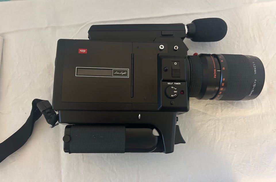Elmo Super 8 Sound 1012S-XL Macro – Flott Super 8-kamera! | FINN
